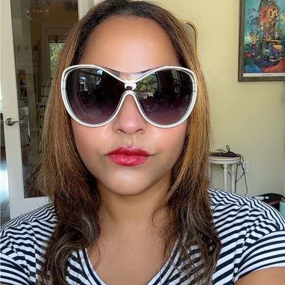 Christian Dior Vintage Oversized Sunglasses – White Frame, Gradient Lens - Picture 1 of 7